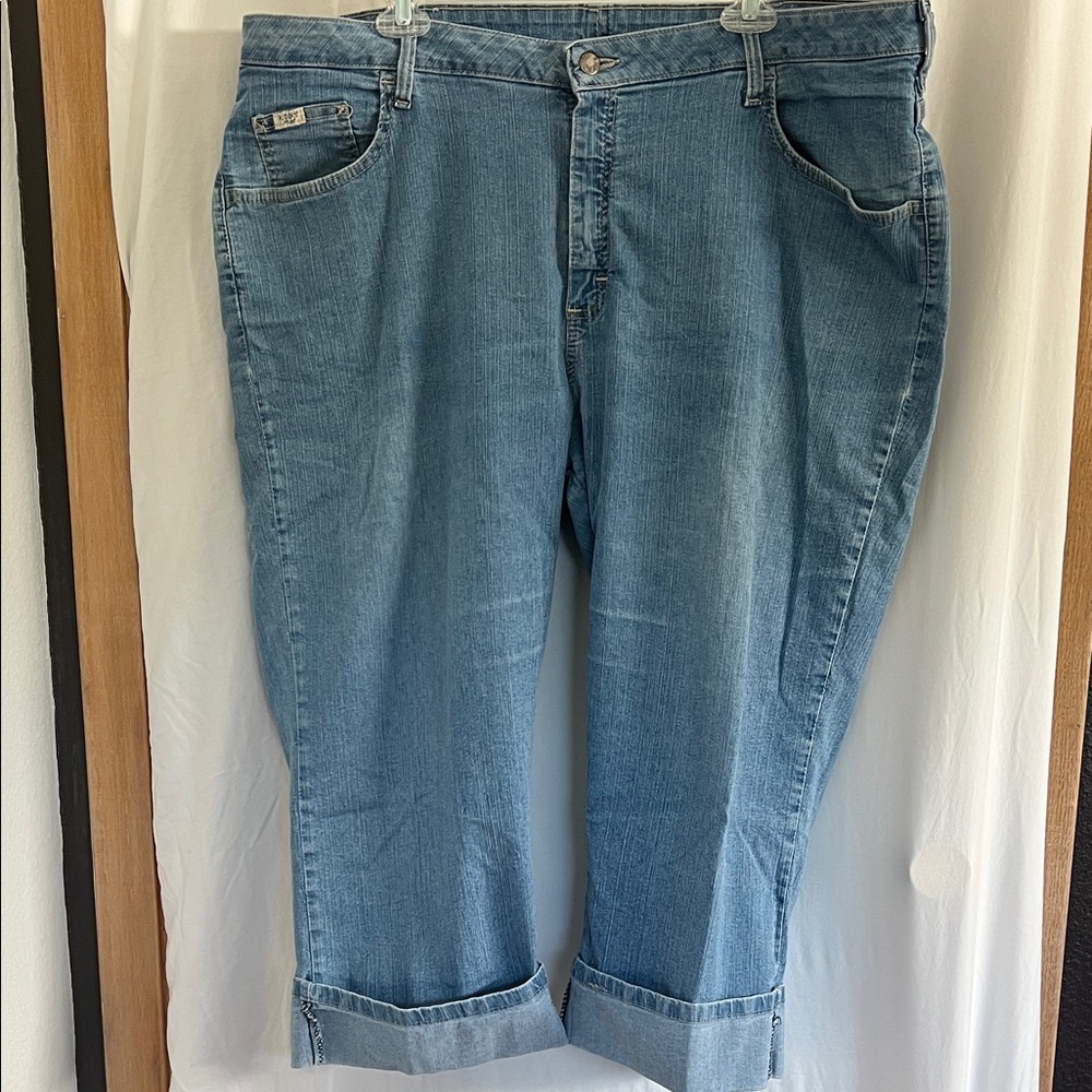 Riders by Lee Light Blue Cuffed Cropped Jeans